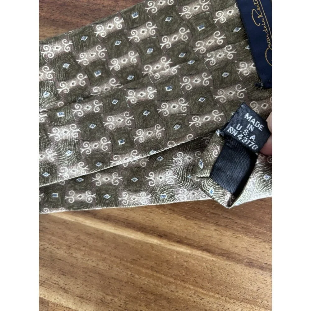 Oscar De La Renta Men's 100% Silk Tie USA MADE Old Money Designer Preppy Classic